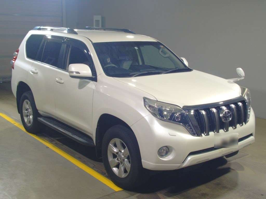 2015 Toyota Land Cruiser Prado TRJ150W[2]