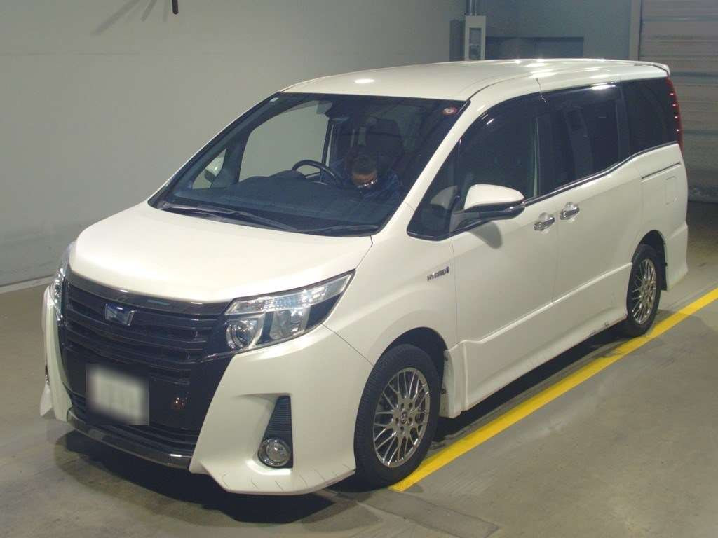 2016 Toyota Noah ZWR80W[0]