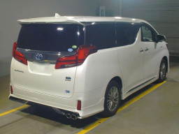 2020 Toyota Alphard Hybrid