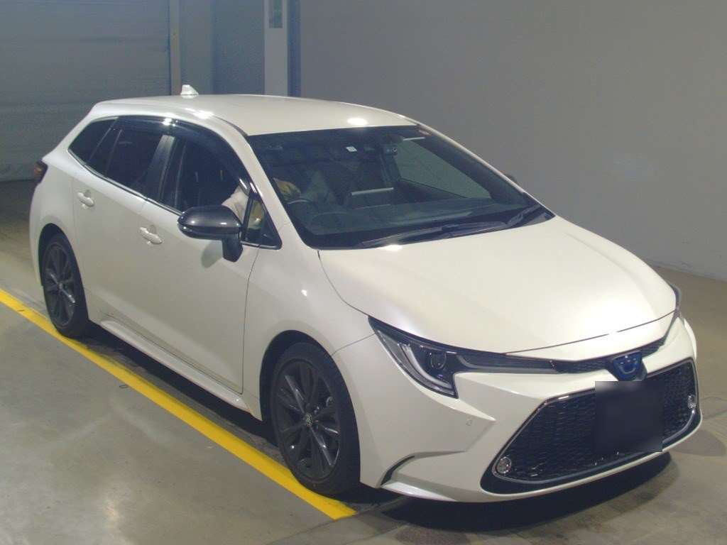 2021 Toyota Corolla Touring Wagon ZWE211W[2]