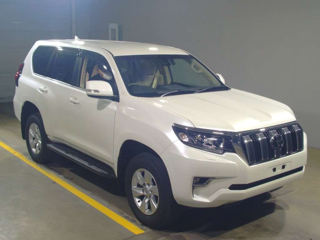 2022 Toyota Land Cruiser Prado GDJ150W[2]