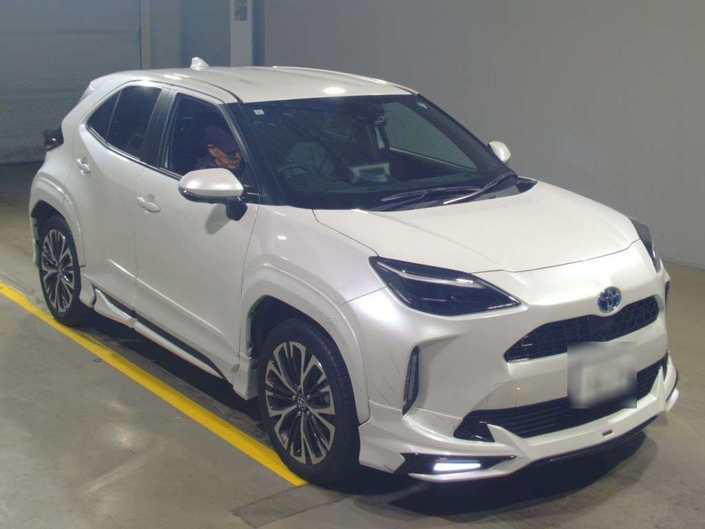 2023 Toyota YARIS CROSS MXPJ10[2]