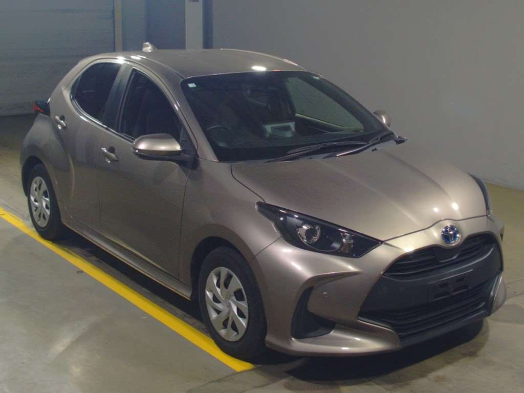 2021 Toyota YARIS MXPH10[2]