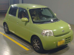 2010 Daihatsu Esse