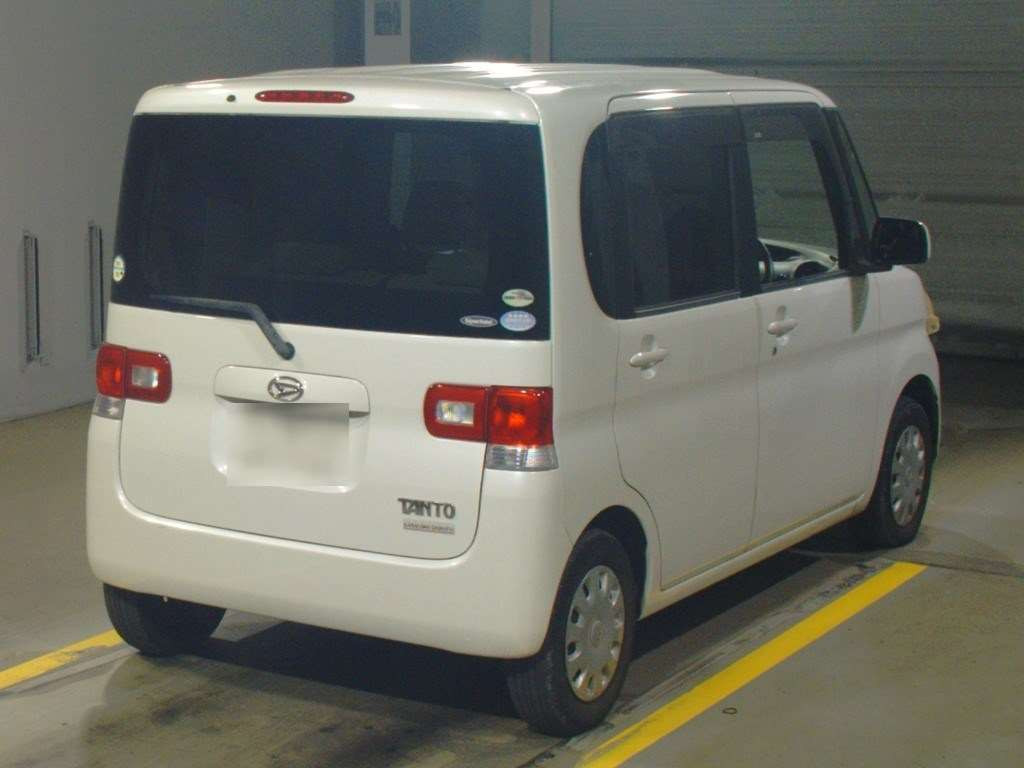 2009 Daihatsu Tanto L375S[1]