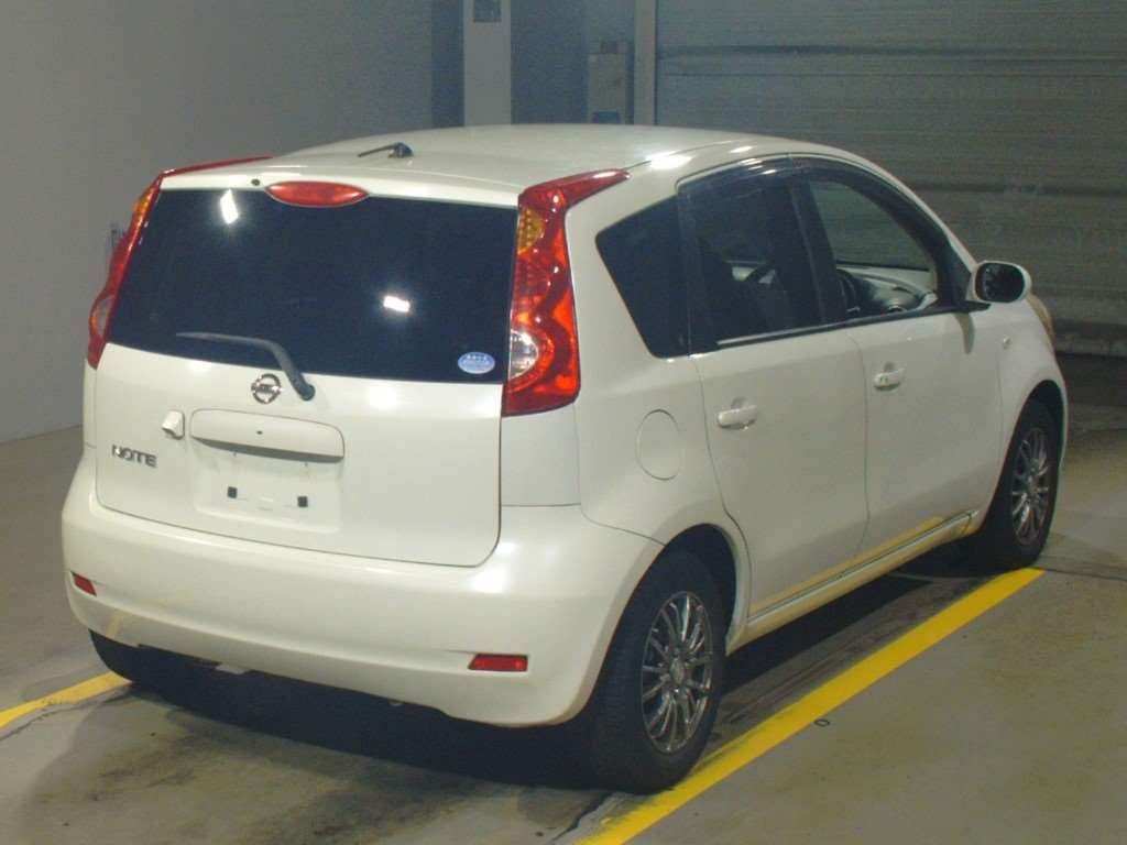 2010 Nissan Note E11[1]