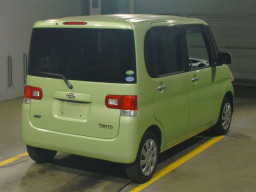 2013 Daihatsu Tanto