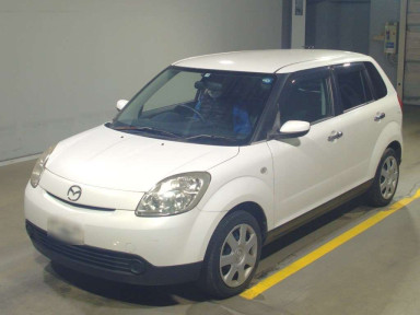 2009 Mazda Verisa