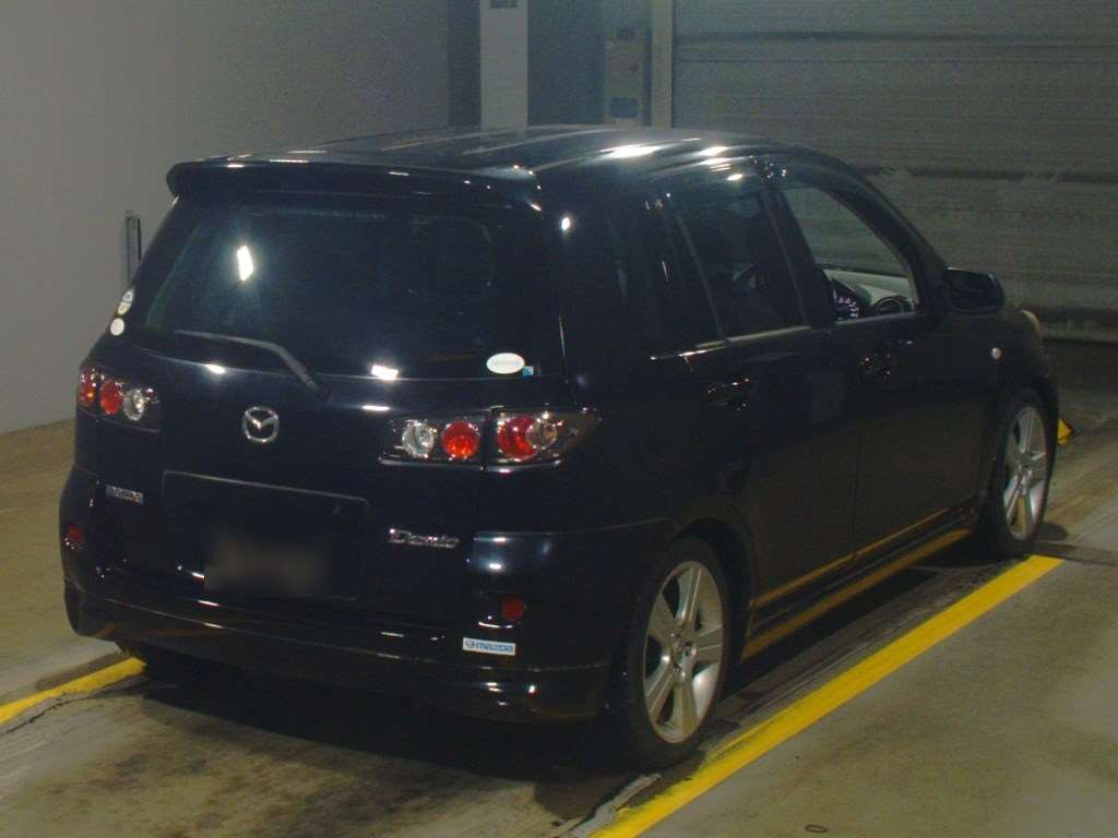 2005 Mazda Demio DY5W[1]