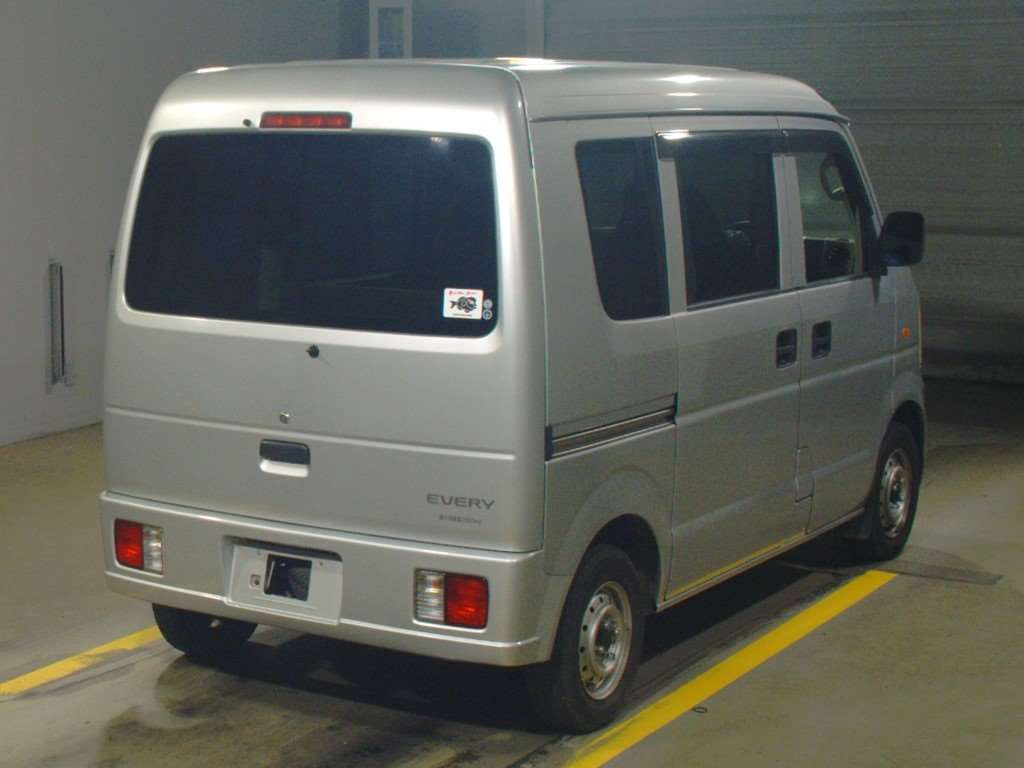 2006 Suzuki Every DA64V[1]