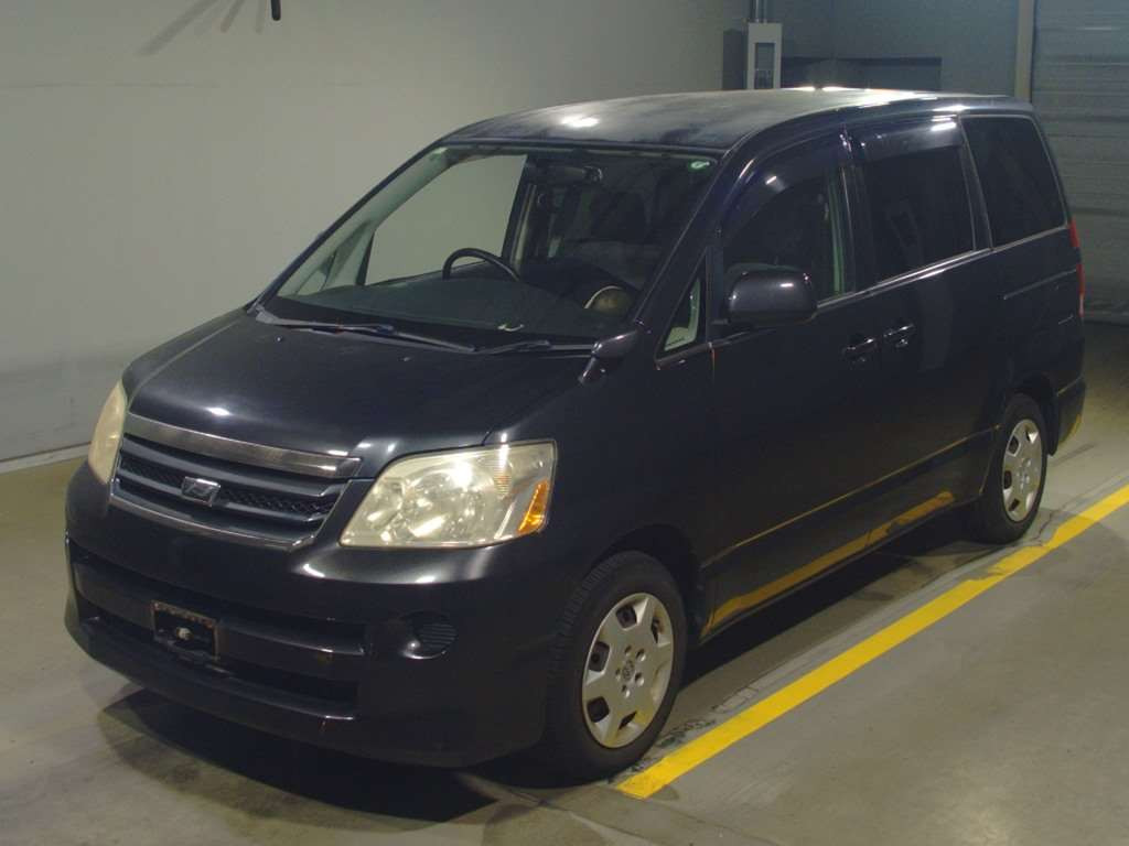 2007 Toyota Noah AZR60G[0]