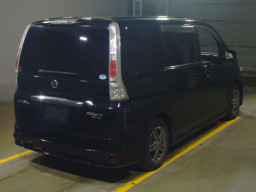 2007 Nissan Serena