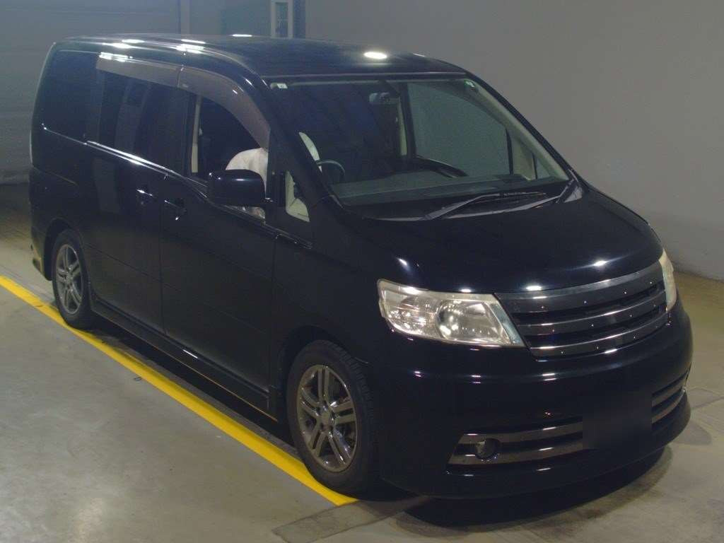 2007 Nissan Serena C25[2]