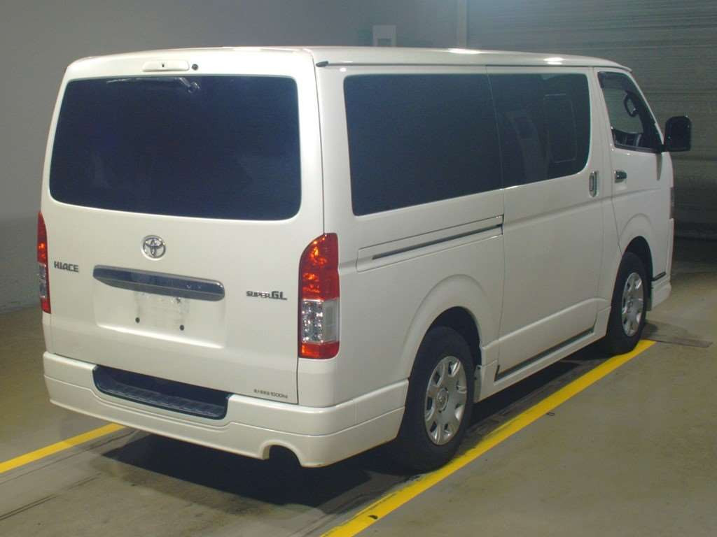 2021 Toyota Hiace Van GDH206V[1]