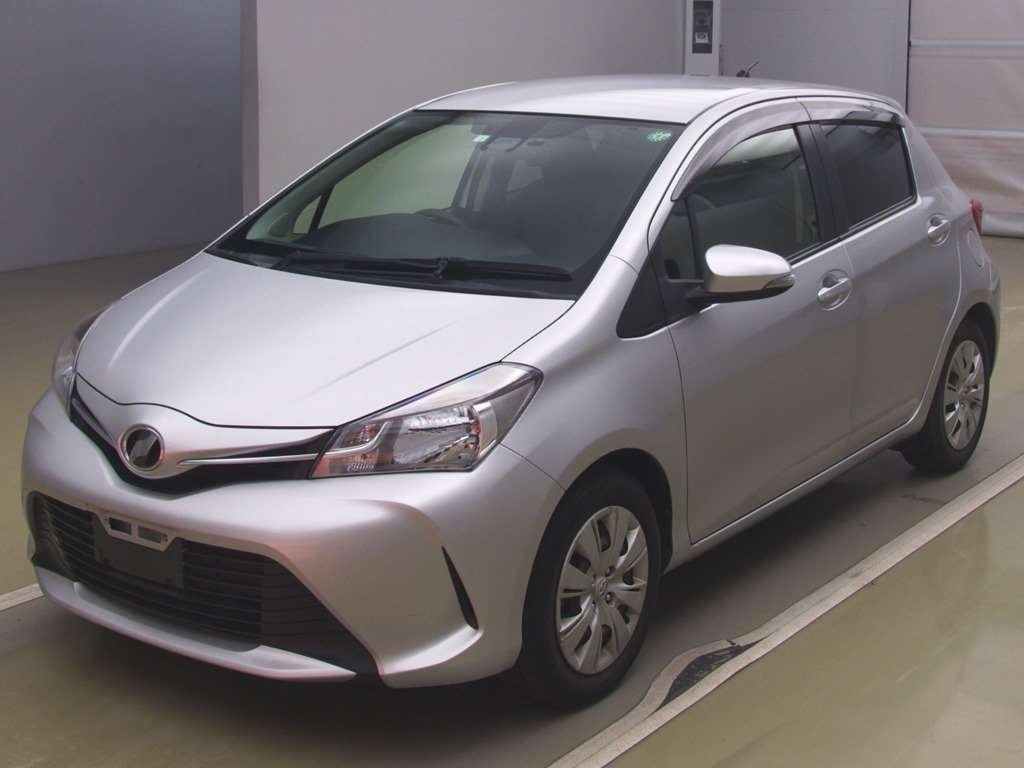 2016 Toyota Vitz NSP130[0]