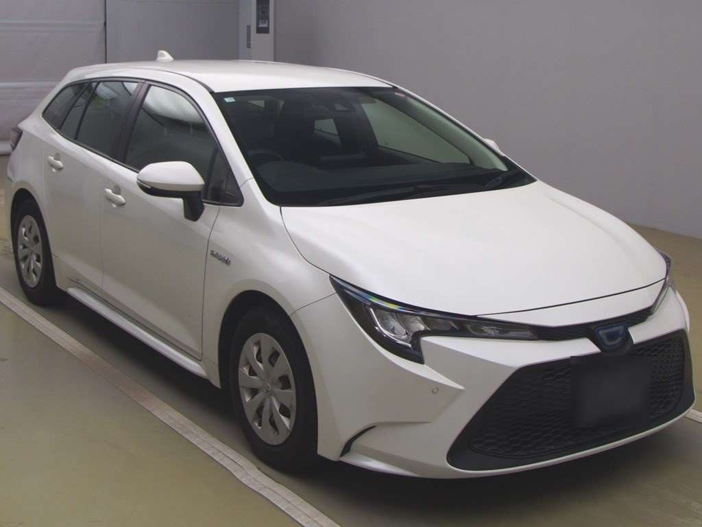 2019 Toyota Corolla Touring Wagon ZWE211W[2]