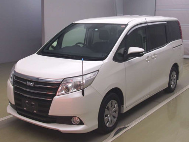 2016 Toyota Noah