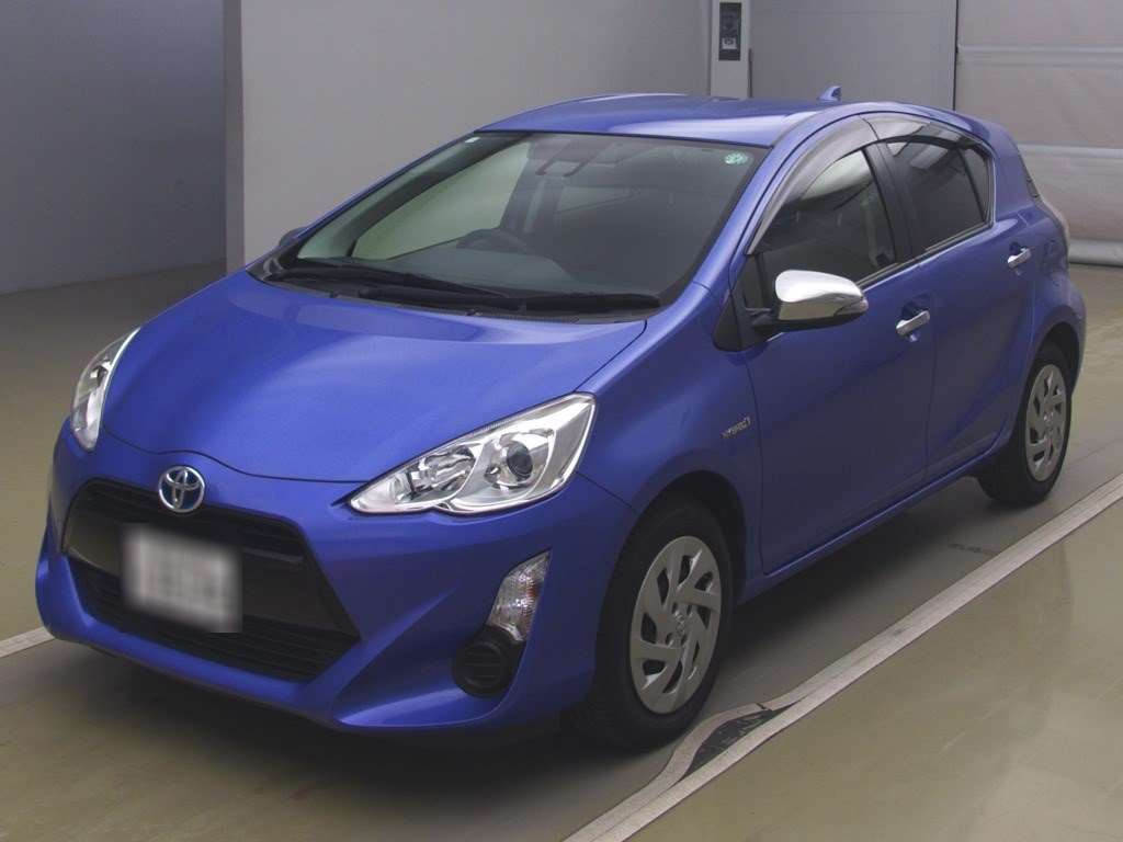 2016 Toyota Aqua NHP10[0]