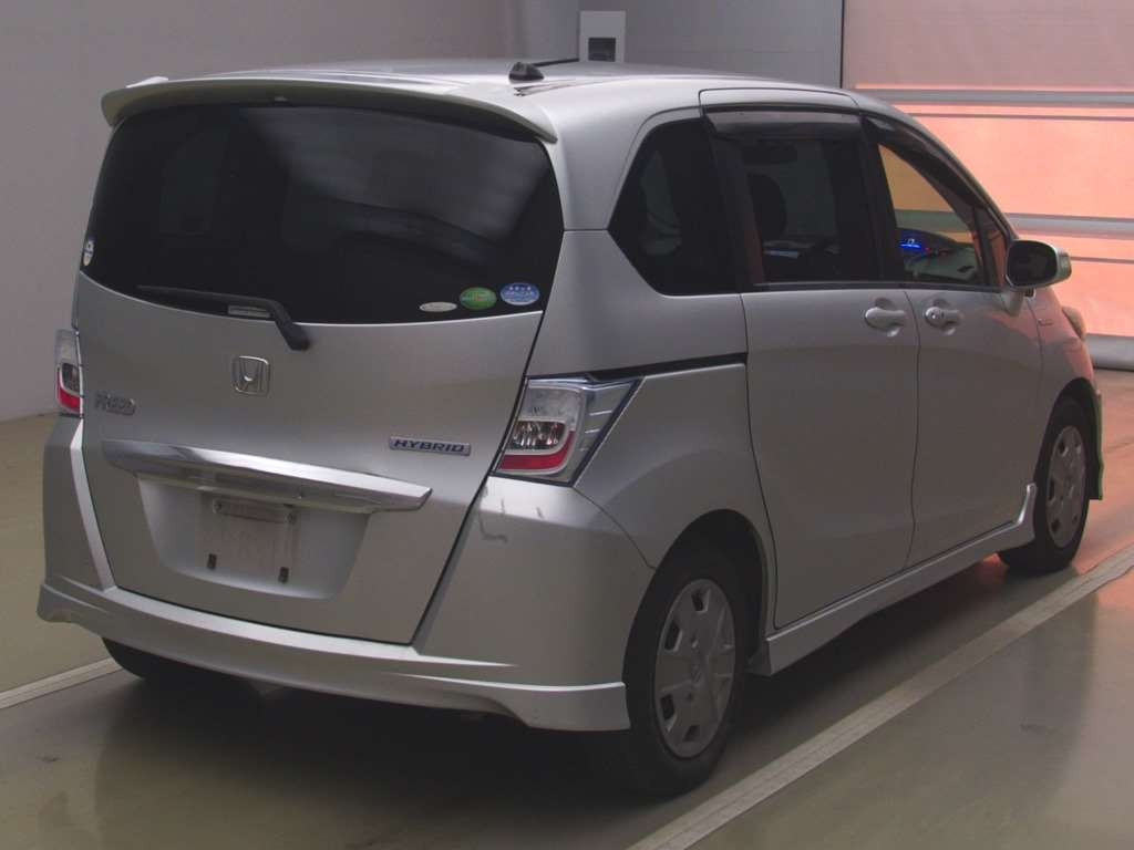 2012 Honda Freed hybrid GP3[1]