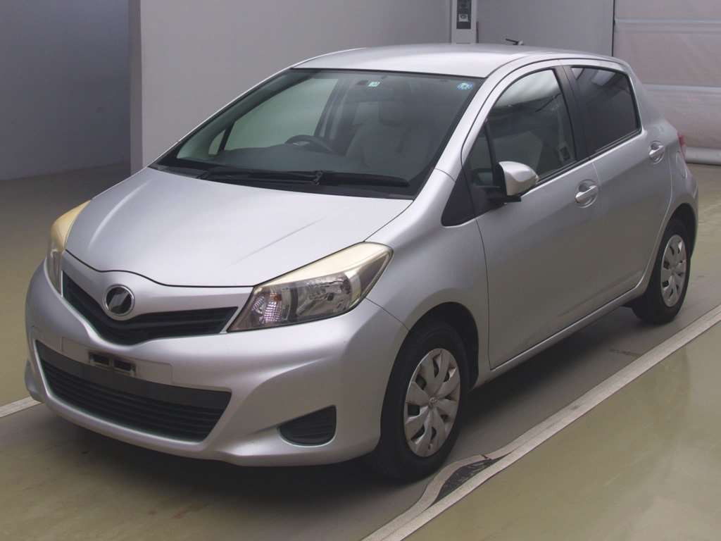 2011 Toyota Vitz KSP130[0]