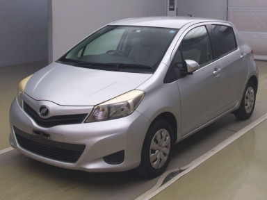 2011 Toyota Vitz