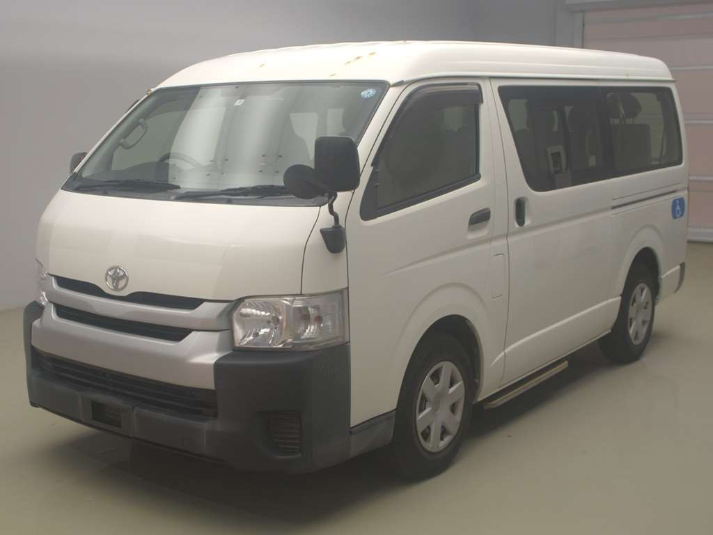 2017 Toyota Hiace Wagon TRH214W[0]