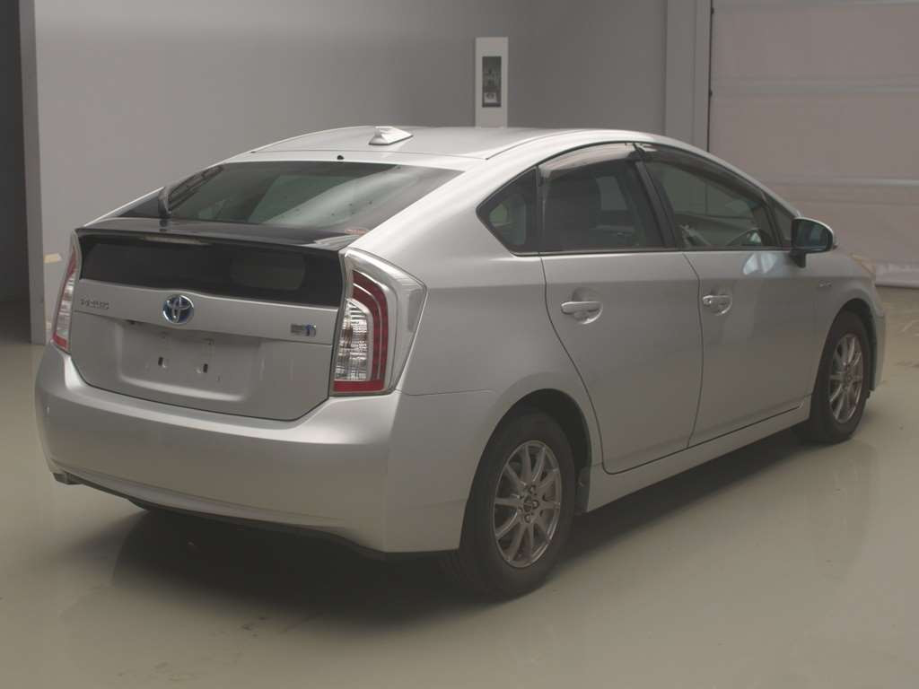 2012 Toyota Prius ZVW30[1]