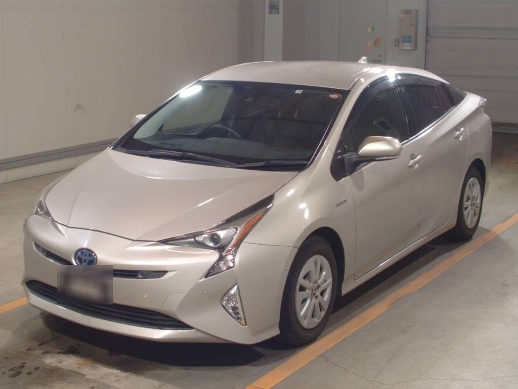 2017 Toyota Prius ZVW50[0]