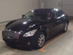 2014 Nissan Fuga Hybrid