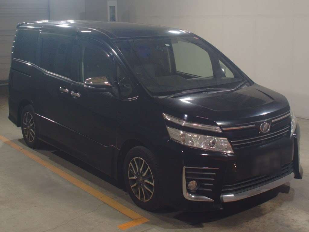 2015 Toyota Voxy ZRR80W[2]