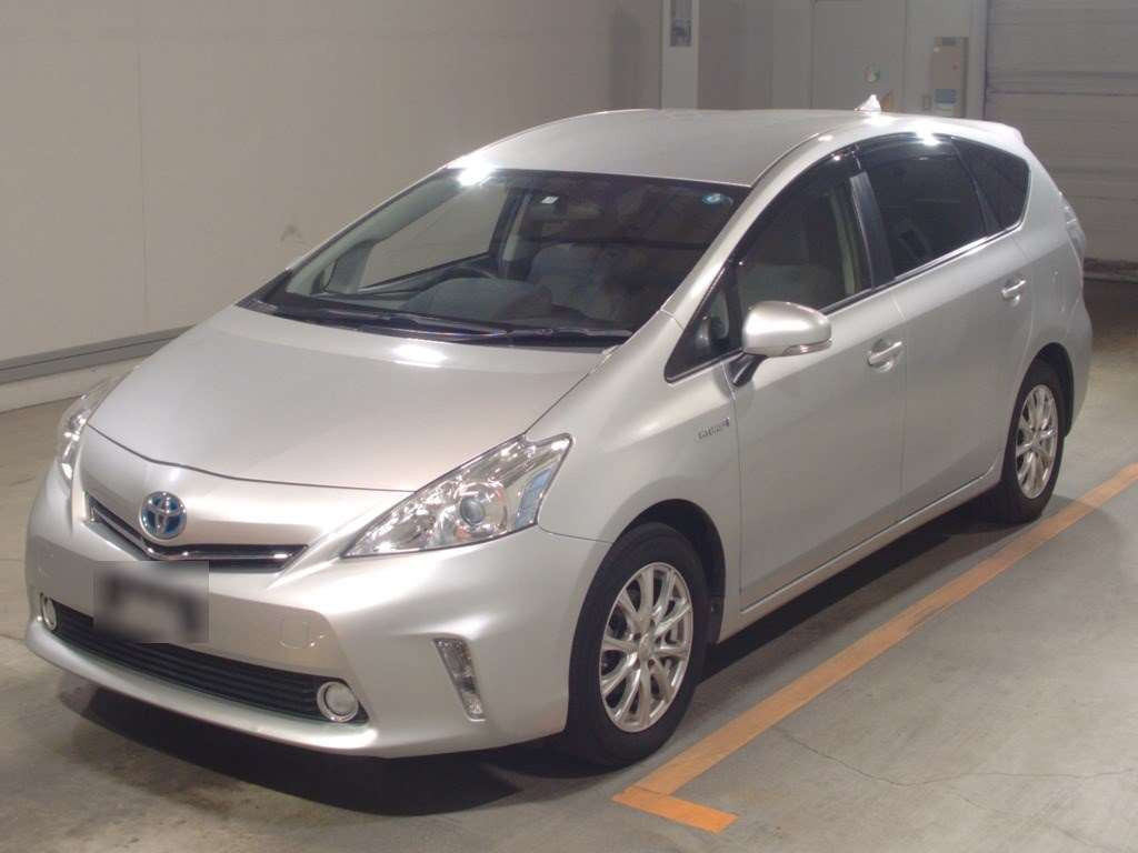 2013 Toyota Prius alpha ZVW40W[0]