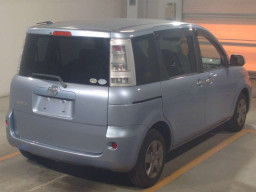 2011 Toyota Sienta