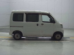 2017 Daihatsu Hijet Cargo