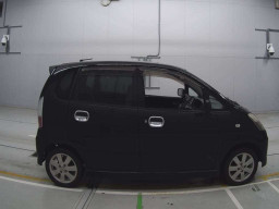 2004 Suzuki MR Wagon