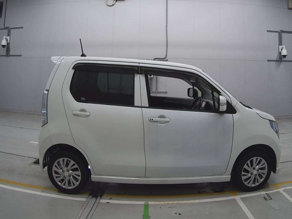 2014 Suzuki Wagon R MH44S[2]