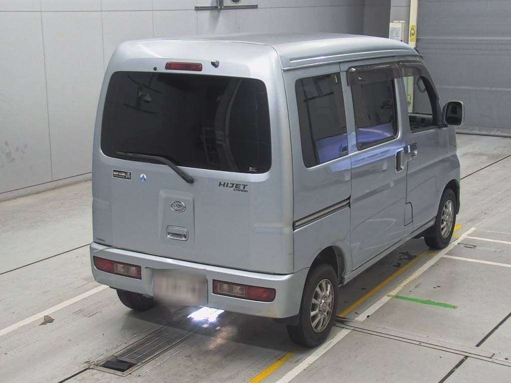 2015 Daihatsu Hijet Cargo S331V[1]