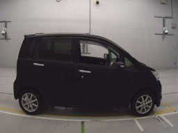 2012 Daihatsu Move Custom