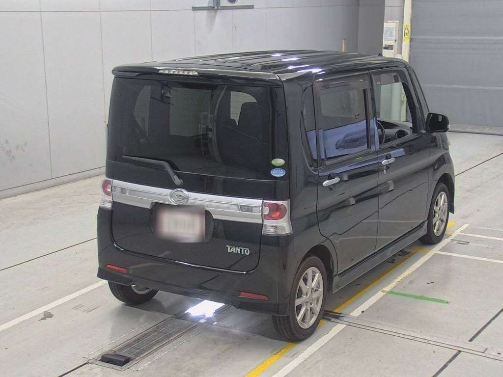 2011 Daihatsu Tanto L375S[1]