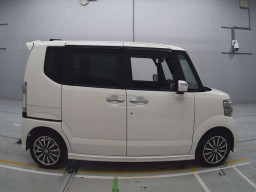 2012 Honda N-BOX CUSTOM