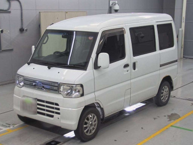 2013 Mitsubishi Minicab Van