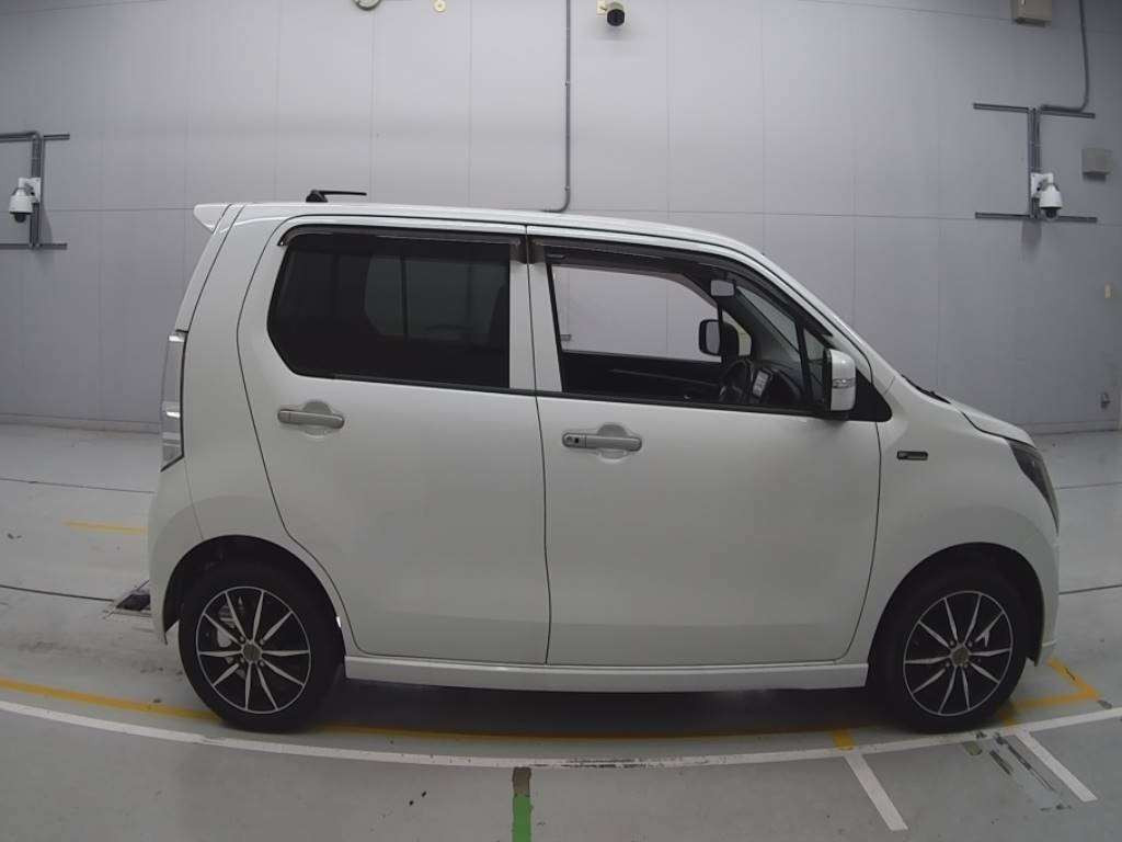 2014 Suzuki Wagon R MH34S[2]