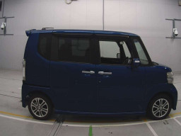 2013 Honda N-Box+ Custom