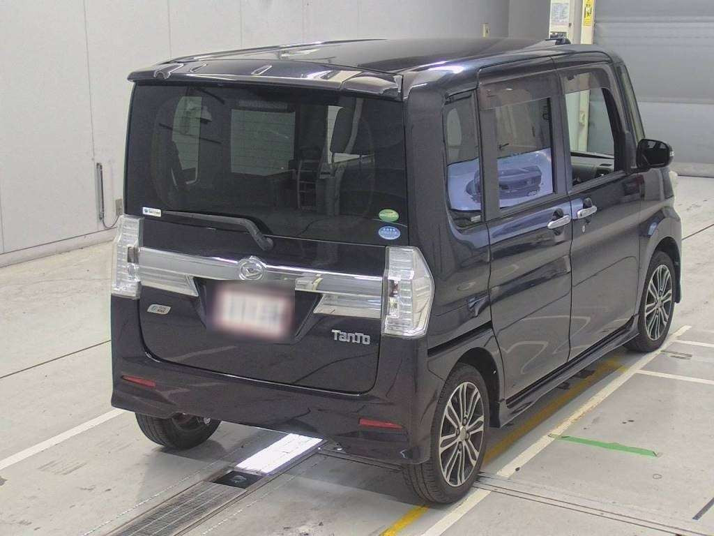 2013 Daihatsu Tanto LA600S[1]