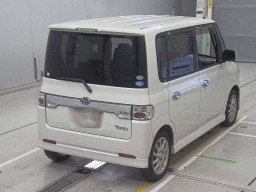 2007 Daihatsu Tanto