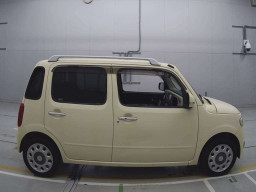 2010 Daihatsu Mira Cocoa