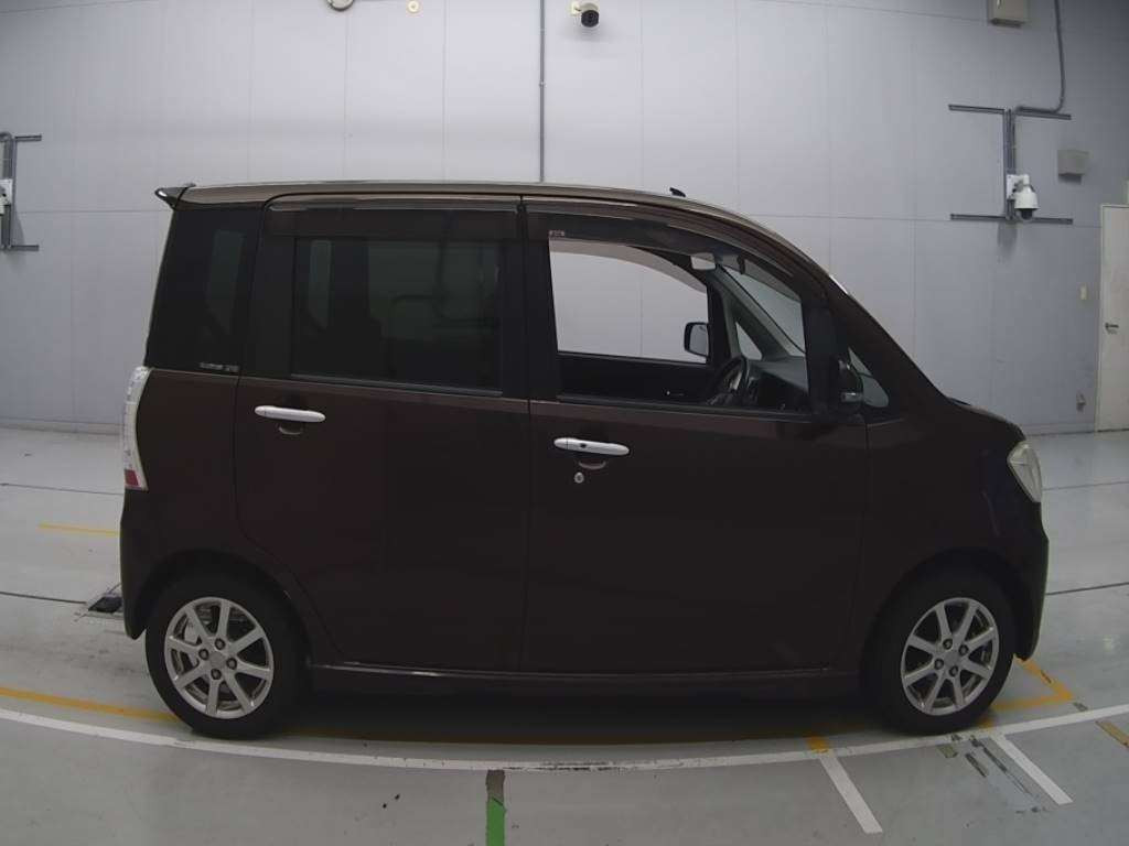 2011 Daihatsu Tanto exe L455S[2]