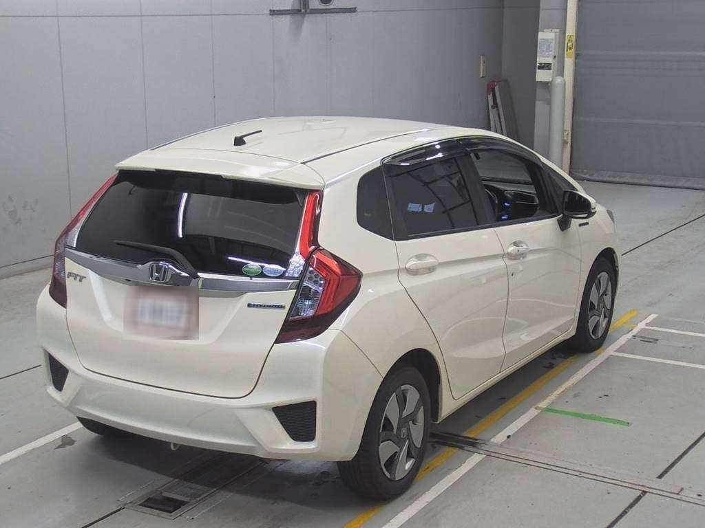 2014 Honda Fit Hybrid GP5[1]