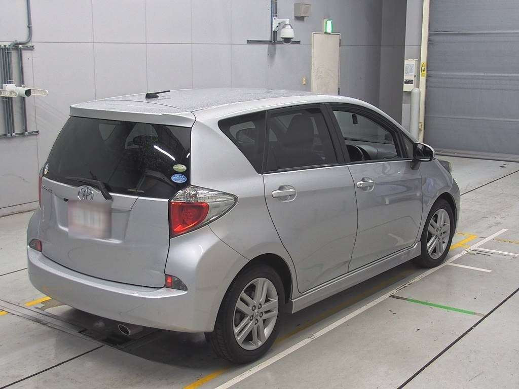 2011 Toyota Ractis NCP120[1]