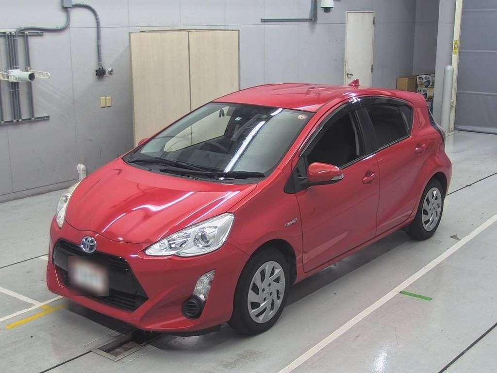 2015 Toyota Aqua NHP10[0]