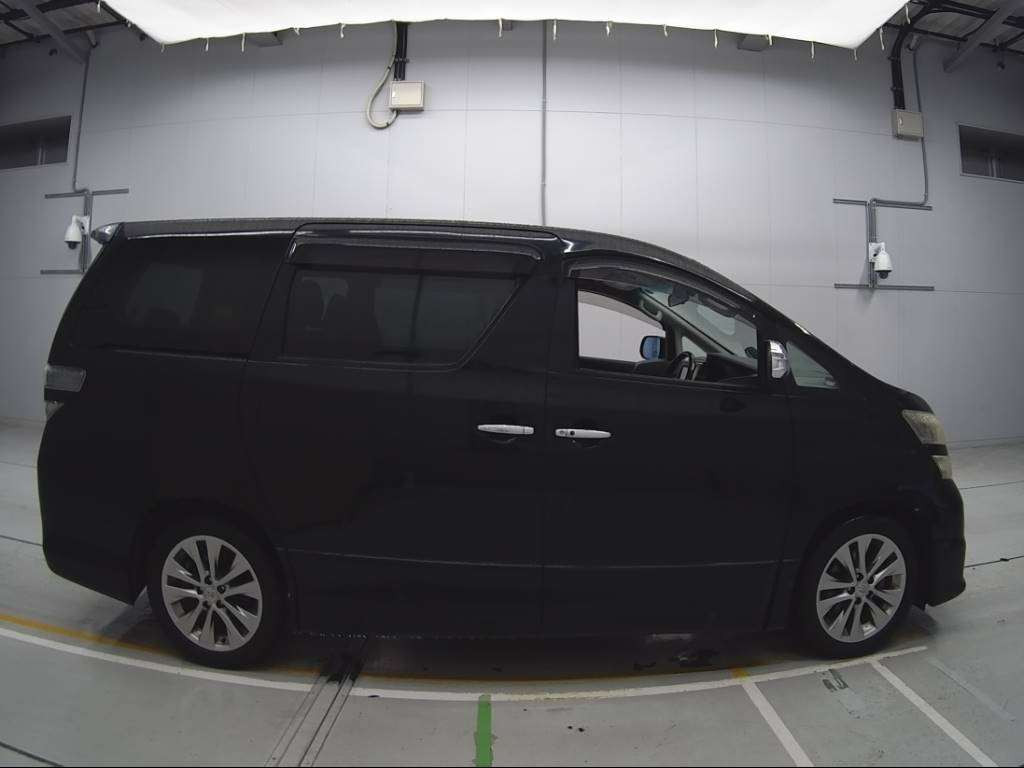 2010 Toyota Vellfire ANH20W[2]